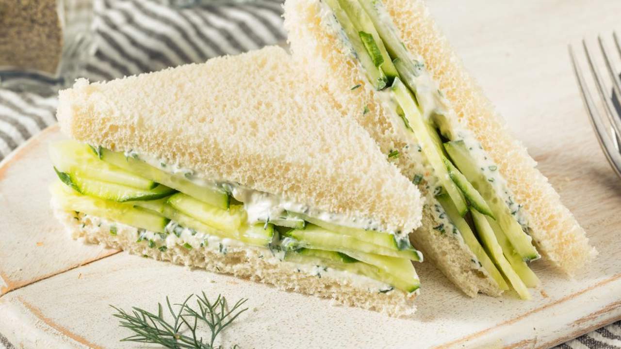 Cucumber sandwich