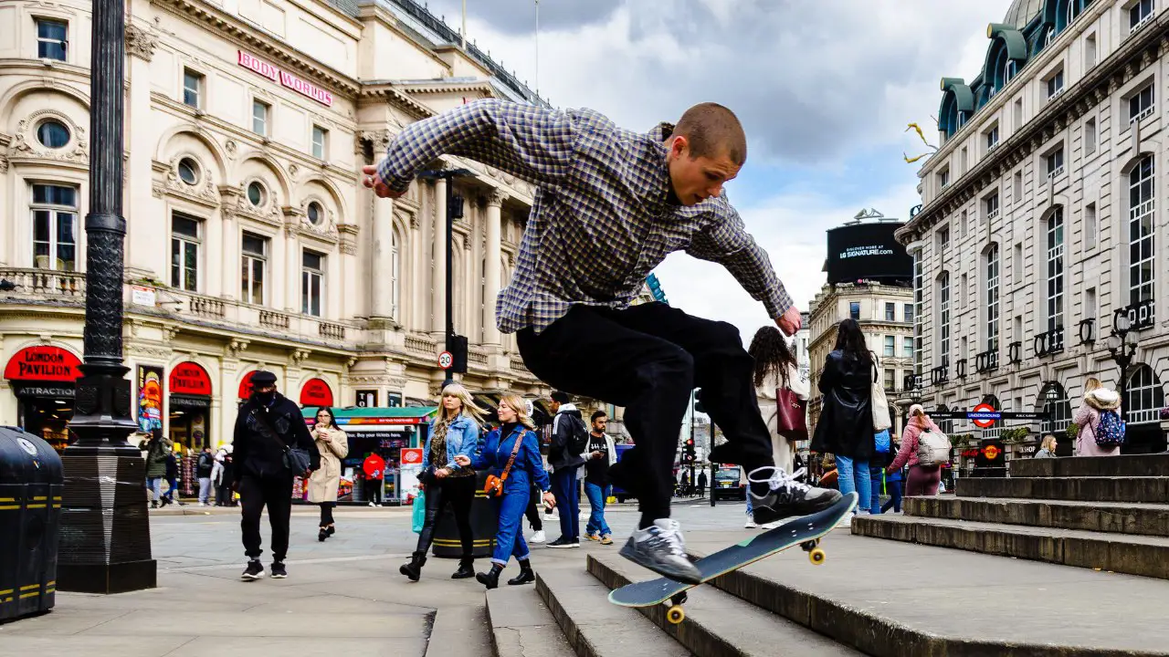 Verbos de movimiento en inglés: "hop" no es lo mismo que "jump"