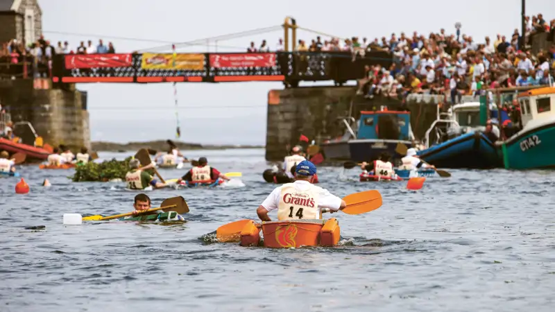 483 World Tin Bath Championships ALAMY:CORDON
