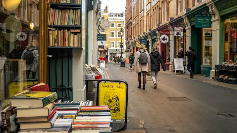 Cecil Court